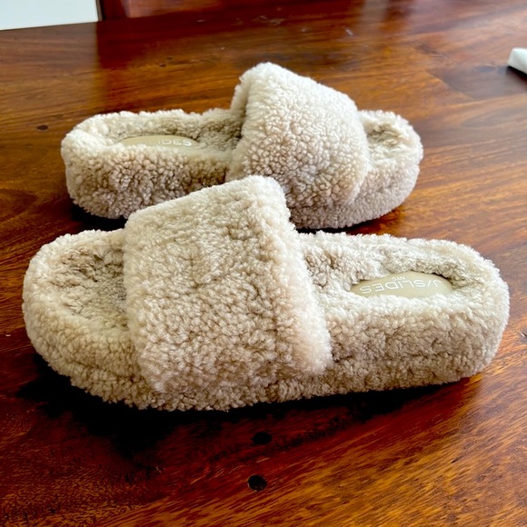 J/Slides stacked fleece slipper shoe - 10 - Picture 2 of 5